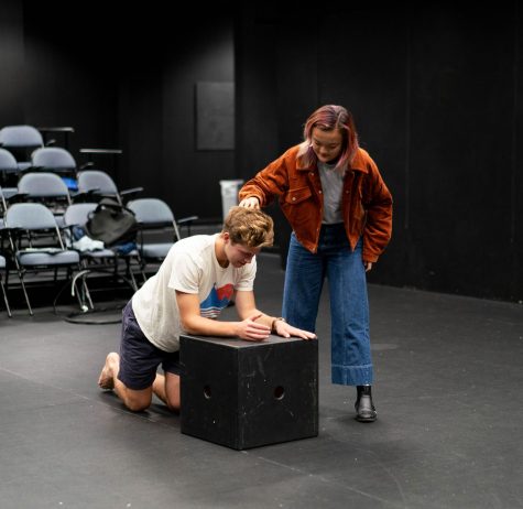 Dylan Kalaydjian ’19 and Serena Zhou ’20 rehearse in the black box.