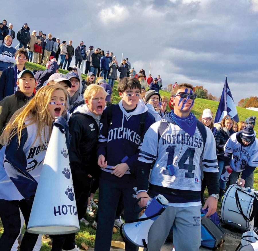 Blue+and+White+Head+Ben+Meyers+%E2%80%9919+leads+the+Blue+Mob+in+a+cheer+at+the+Boys+Varsity+Soccer+game+at+Taft+on+Saturday%2C%0ANovember+10.
