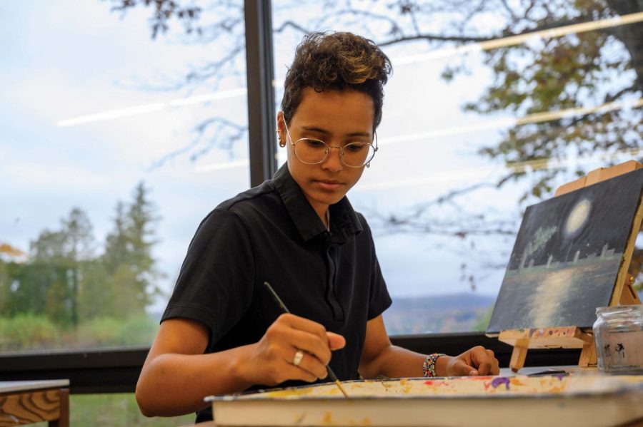 Asher DuFord ’20 is a four-year visual art student.