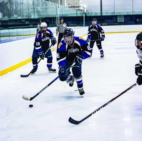 Boys JV Hockey Integrates New Players