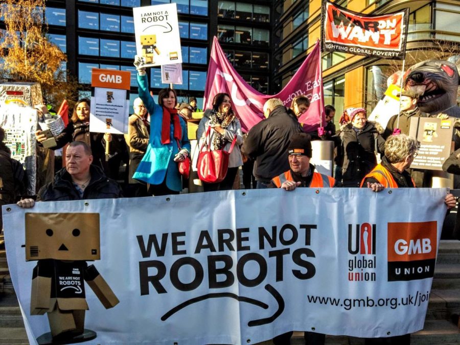 Protestors demand better working conditions at Amazons headquarters.