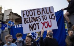 Chelsea fans protest the team’s involve-
ment in the proposed Super League.