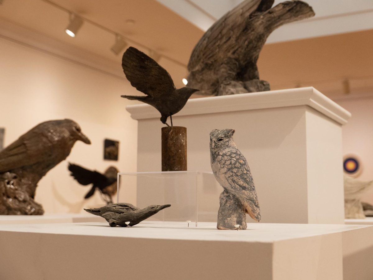 Students+will+create+studies+based+on+Mr.+Riedemans+sculptures+of+birds.
