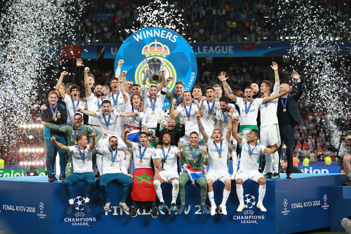 Sergio Ramos hoists the UCL trophy after Real Madrid defeated Liverpool in the final by a 3-1 margin.