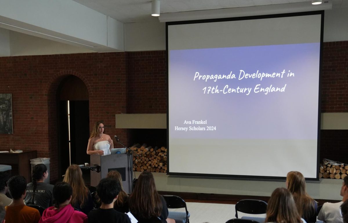 Students presented their research projects to the community on May 23 in the Faculty Room.